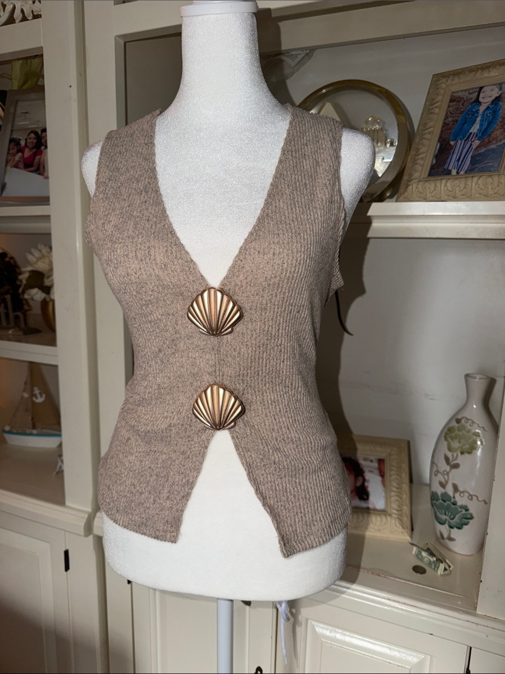 SHEIN Beige Knit Shell-Button V-Neck Tank Top